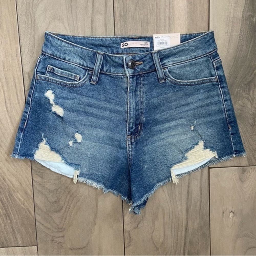 SO Super High-Rise‎ Cutoff Shortie Shorts Light Wash Juniors Size 7/28W NWT